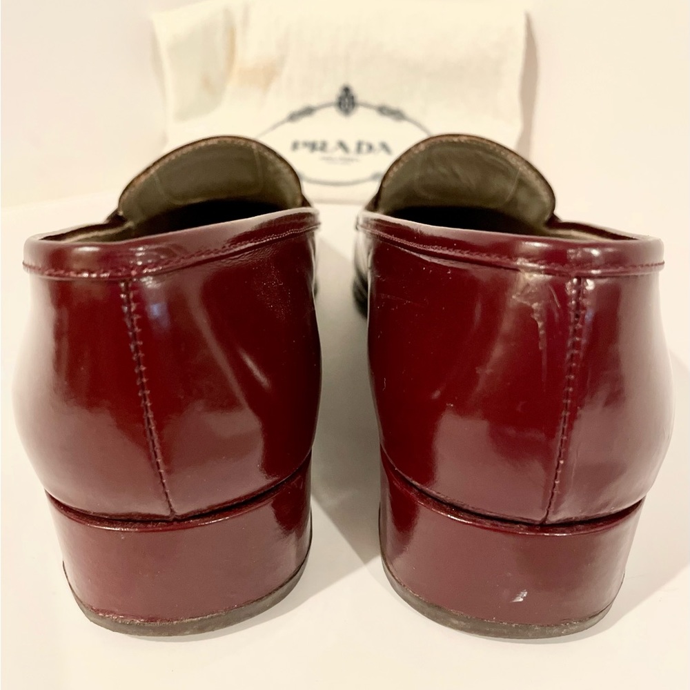 Prada loafers in Burgundy patent leather, 37 - Picture 6 of 6